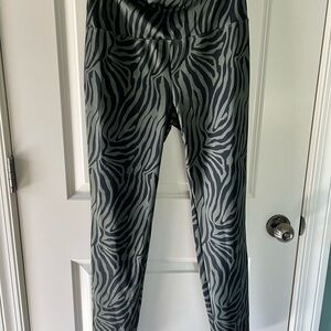 Ruby Ribbon Black and Green Zebra 🦓 Print Leggings